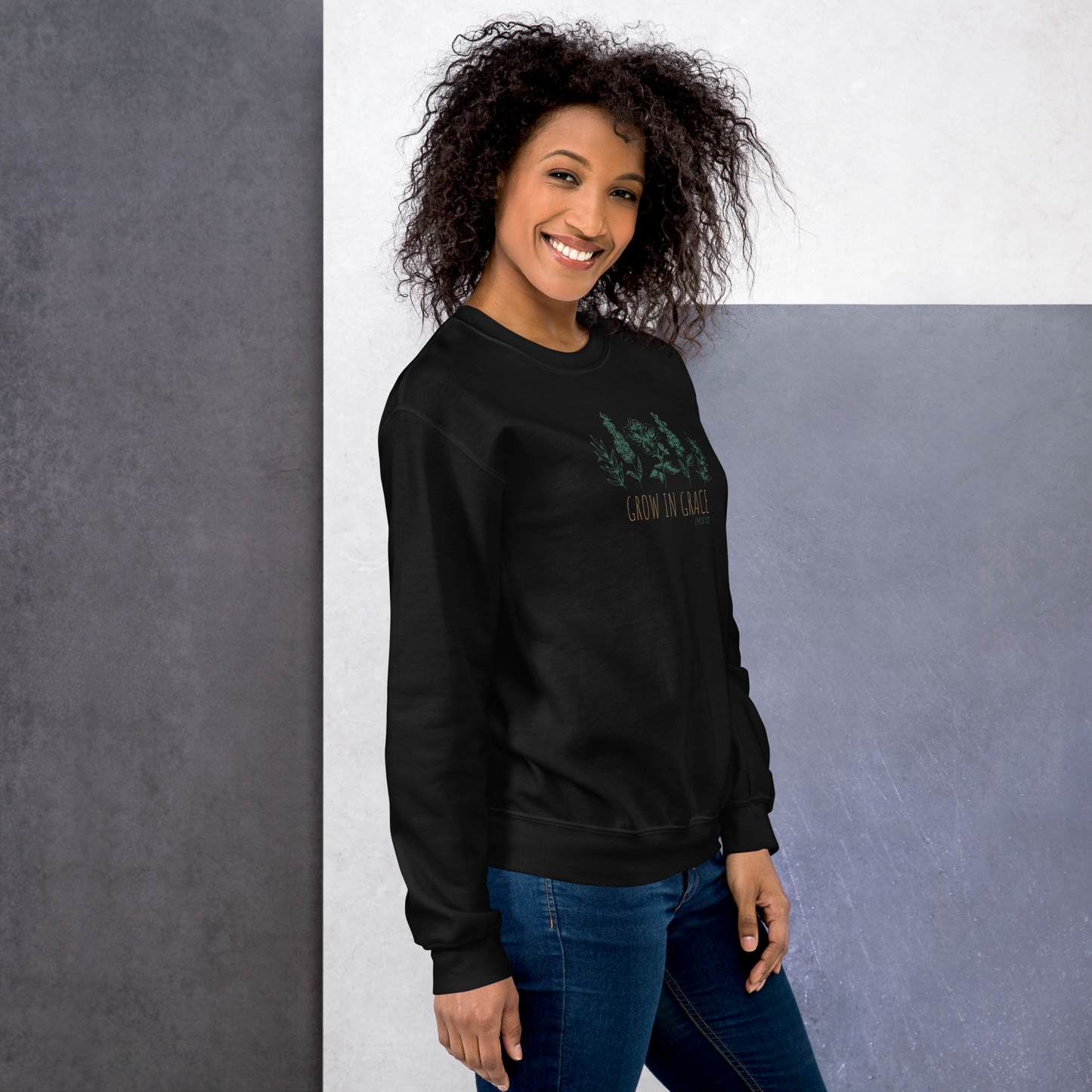 Grow in Grace Embroidered Women's Sweatshirt