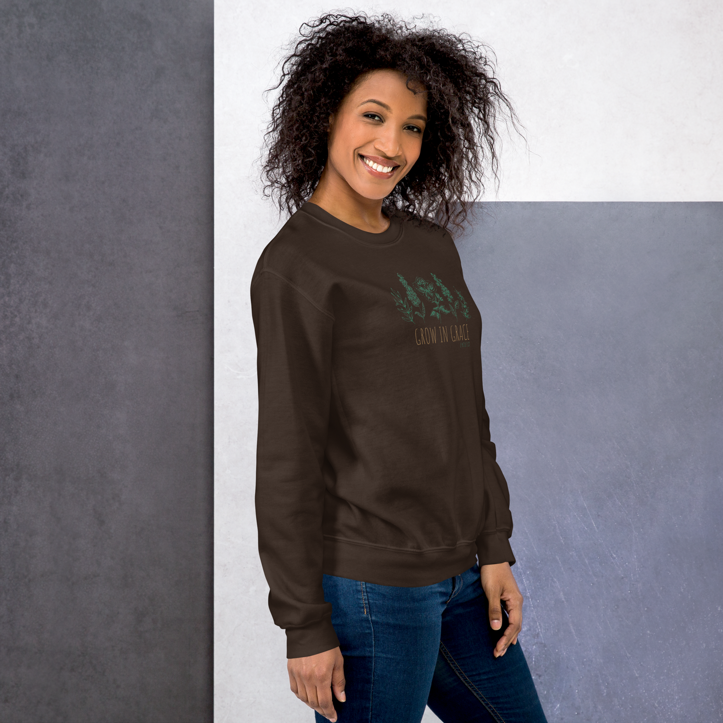 Grow in Grace Embroidered Women's Sweatshirt