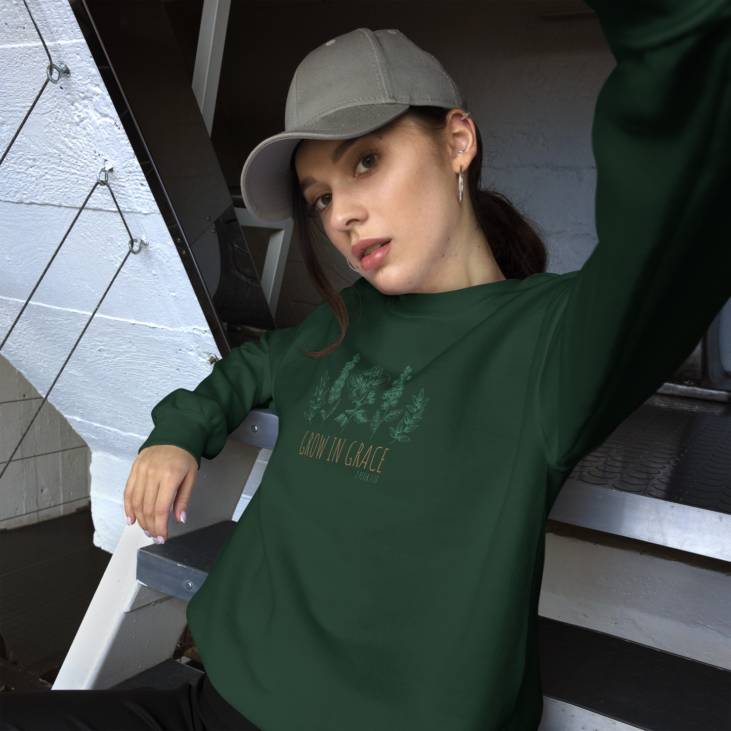 Grow in Grace Embroidered Women's Sweatshirt