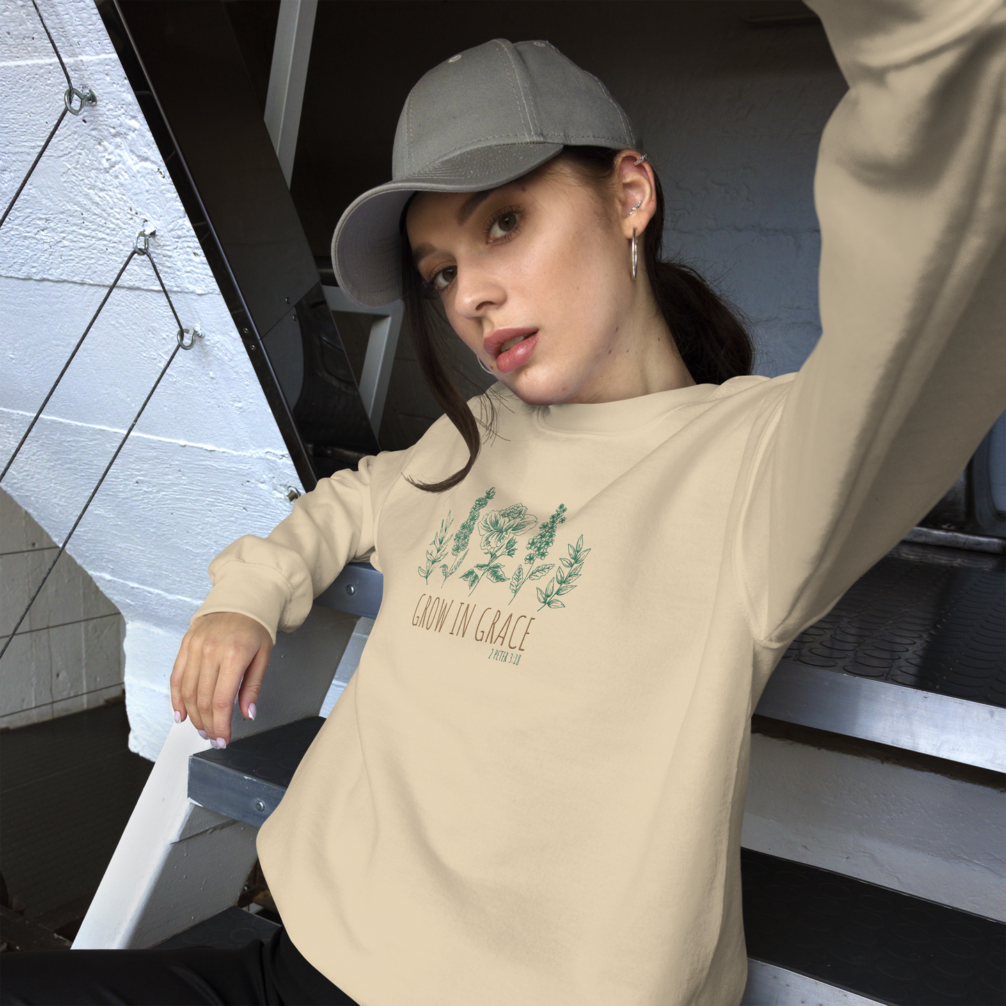 Grow in Grace Embroidered Women's Sweatshirt